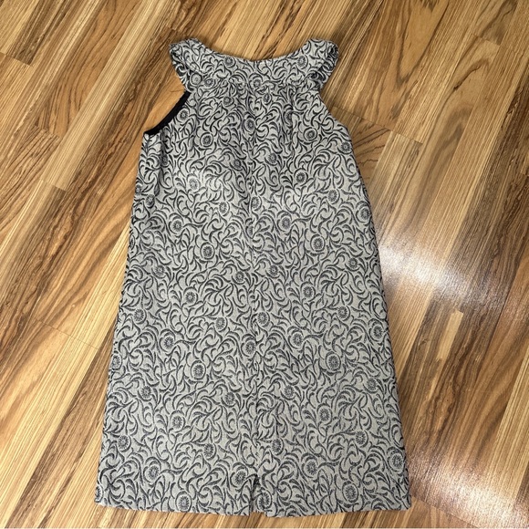 Steve Madden Silver sparlkly Metallic Stitching Shift Mini Dress Sleeveless 8 - Picture 6 of 7